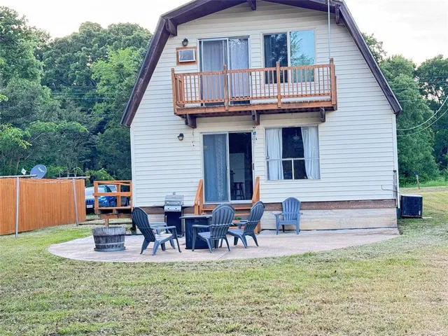 $2,000 | 240 Overlook Trail, Gun Barrel City, TX 75156