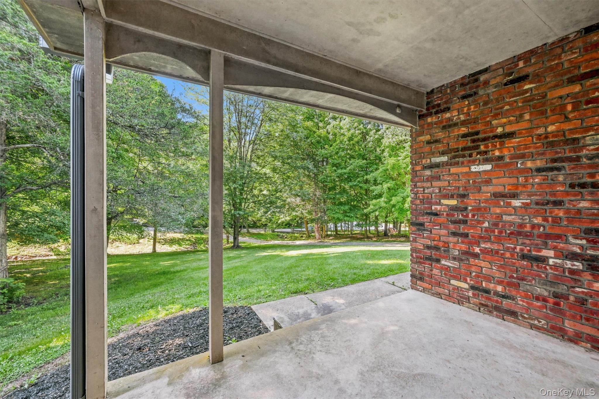 16 Panel Lane Florida, NY 10921 - Photo 4 of 38
