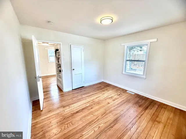 $3,700 | 2415 Fairhaven Avenue, Alexandria, VA 22303