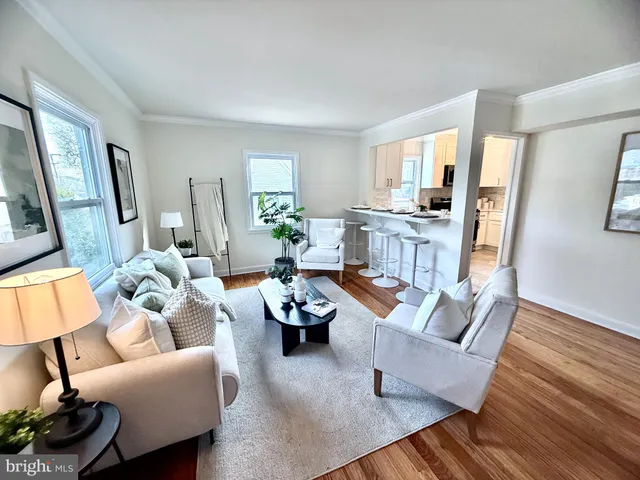 $3,700 | 2415 Fairhaven Avenue, Alexandria, VA 22303