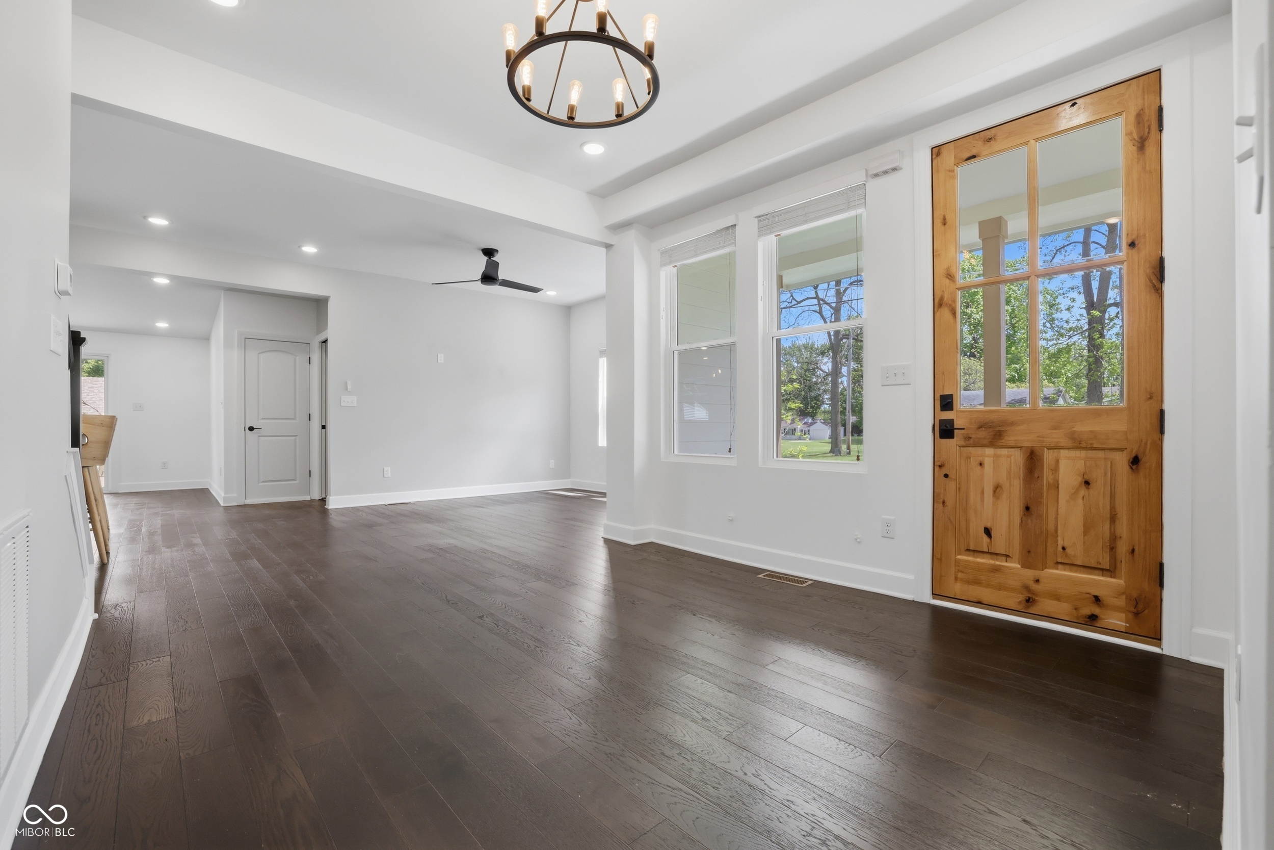 213 East Madison Avenue Pendleton, IN 46064 - Photo 6 of 37