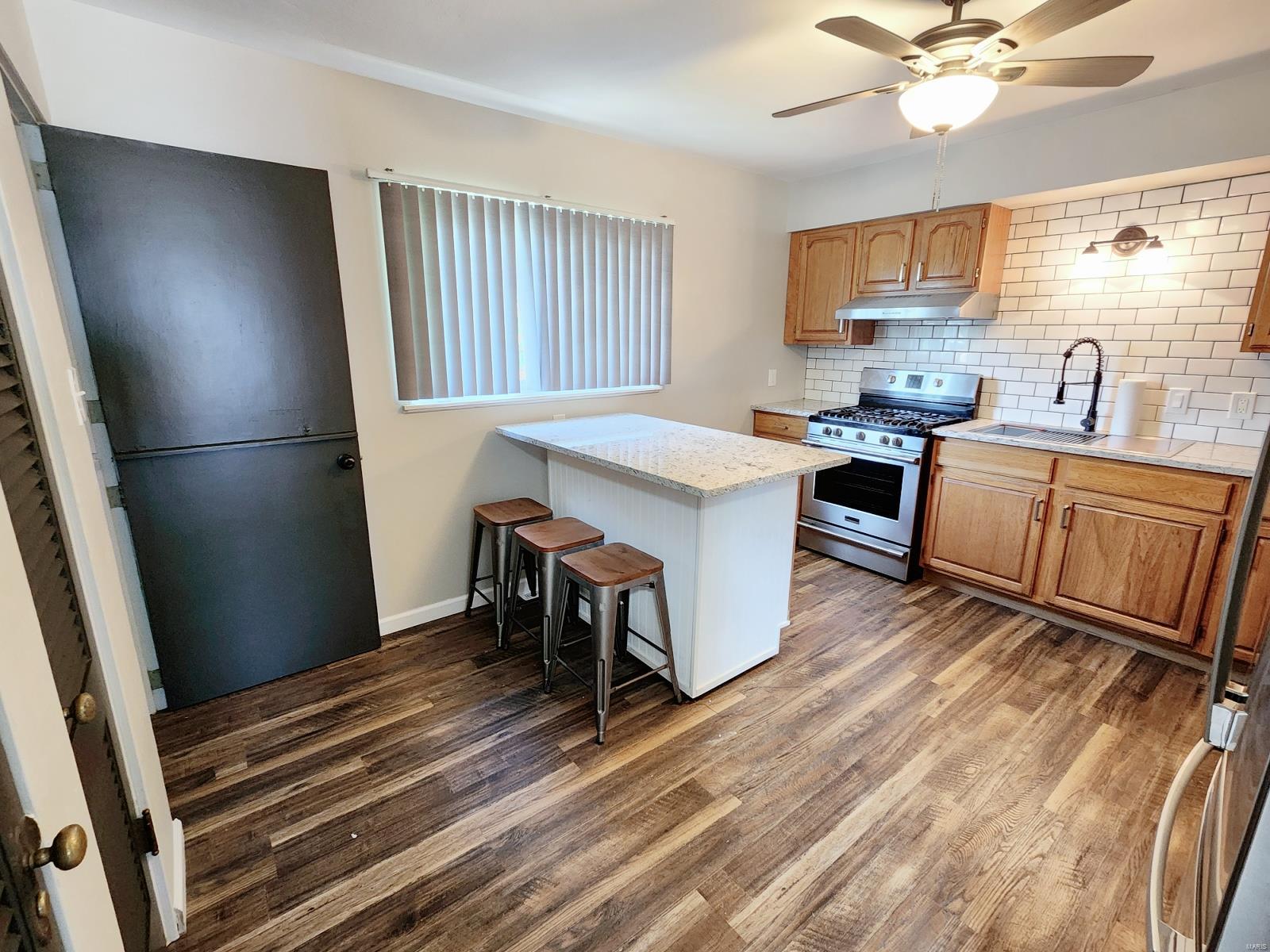 205 Pleasant Ridge Road Fairview Heights, IL 62208 - Photo 11 of 25 Gallery Image 11