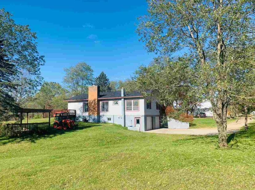 2562 Healey Road Boyne City, MI 49712 - Photo 10 of 10 Gallery Image 10