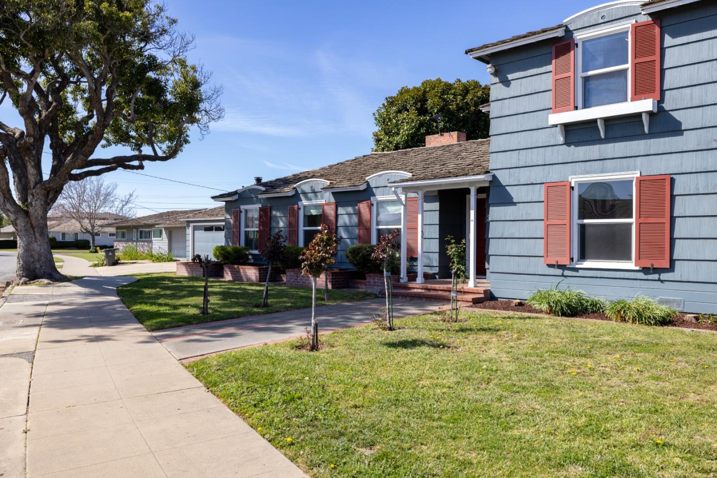 330 Homestead Avenue Salinas, CA 93901 - Photo 3 of 51 a front view of a house with garden