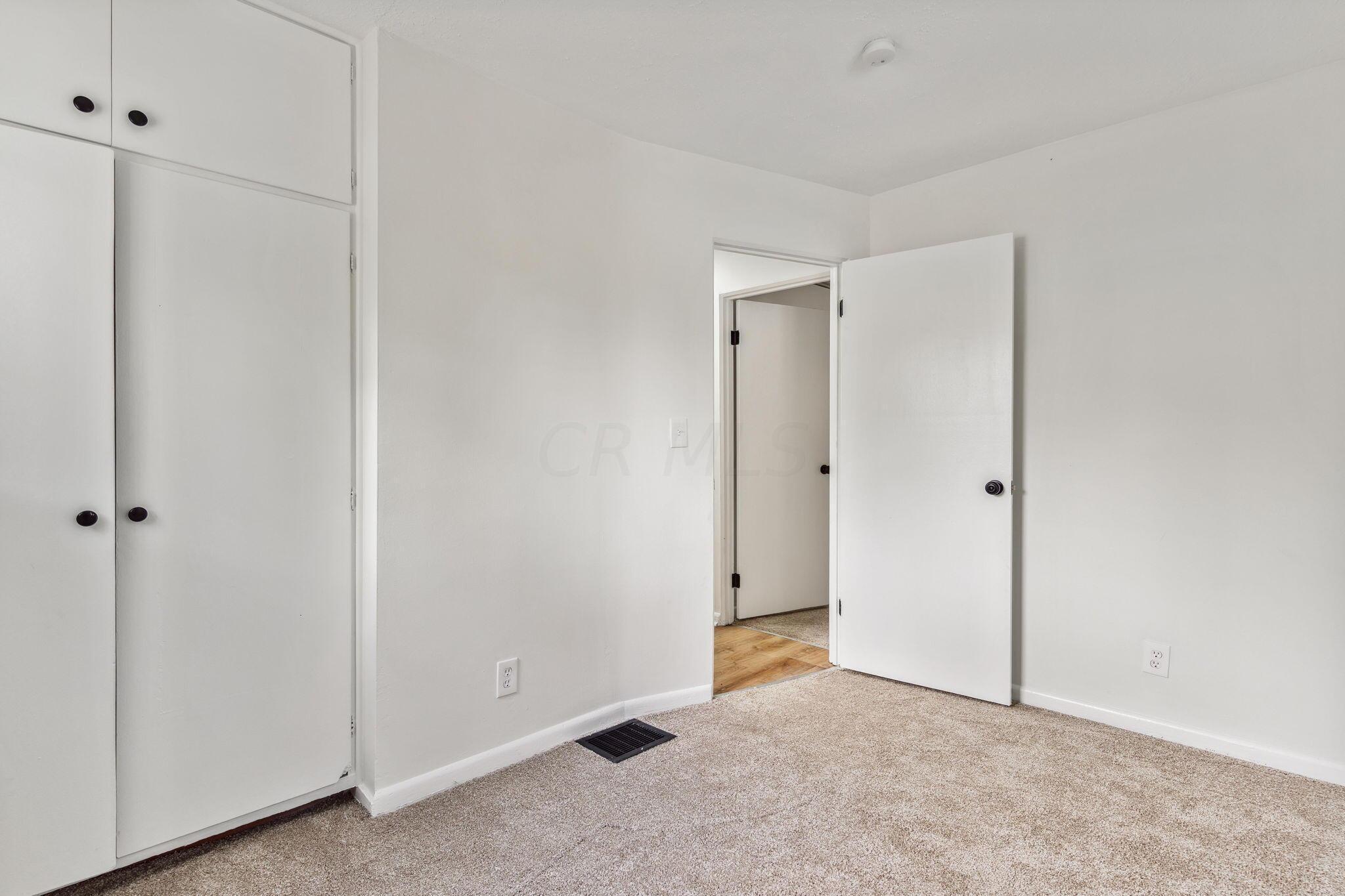 2479 Howey Road Columbus, OH 43211 - Photo 17 of 40 22-web-or-mls-2479-howey-rd