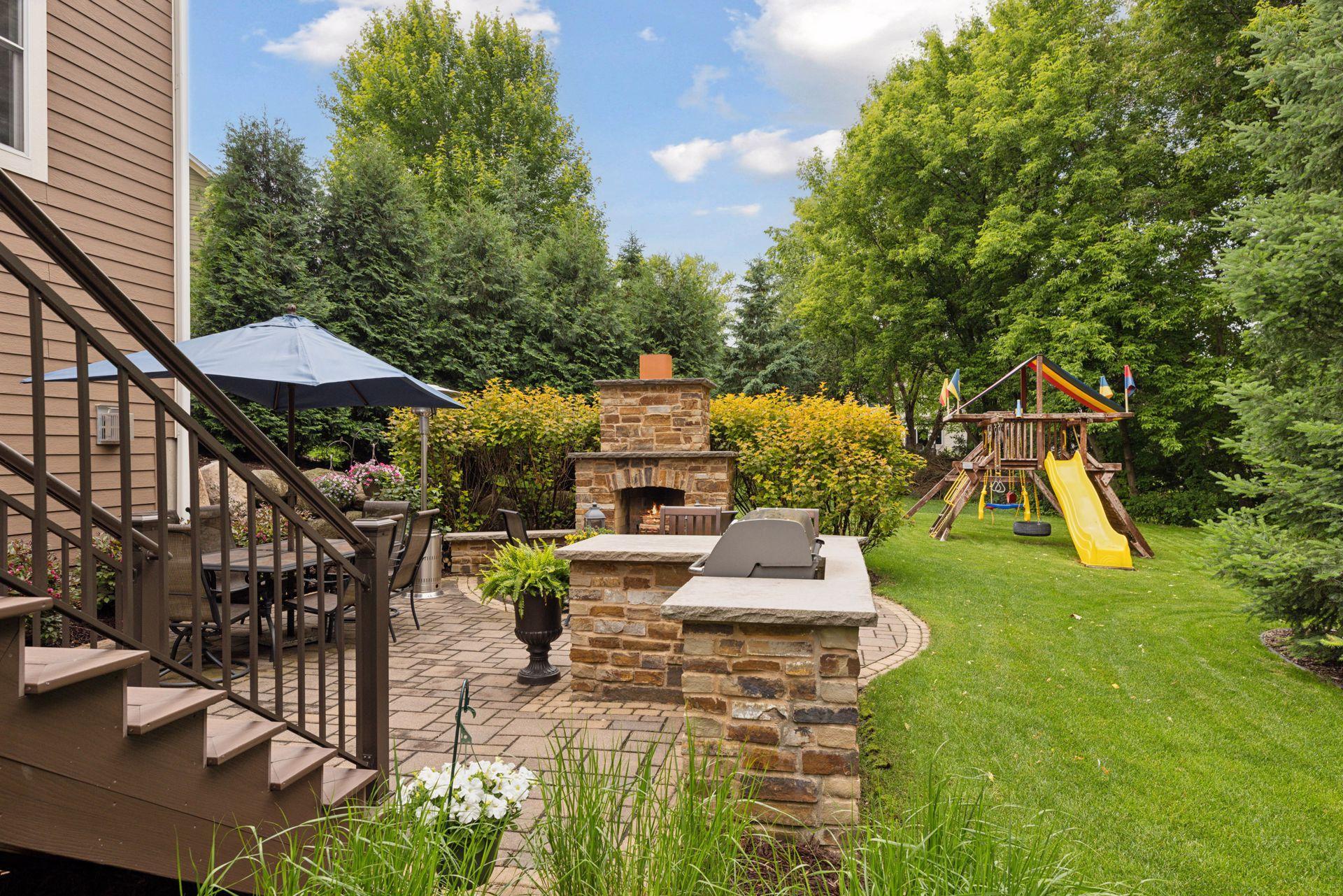 11668 Azure Court Inver Grove Heights, MN 55077 - Photo 3 of 70