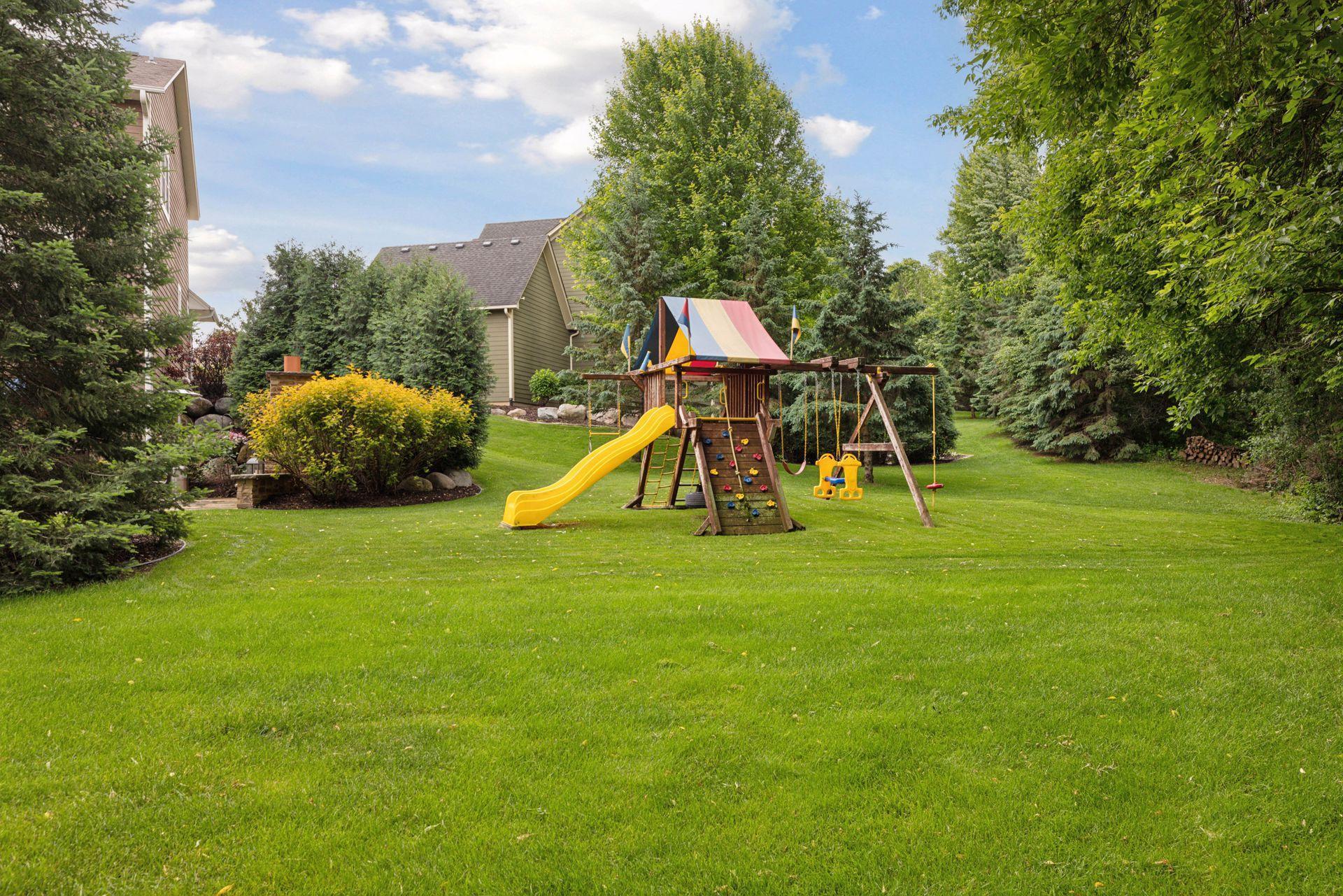 11668 Azure Court Inver Grove Heights, MN 55077 - Photo 63 of 70