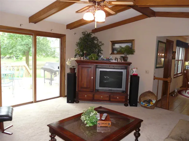 $3,200 | 7409 Sawmill Road, Madison, WI 53717