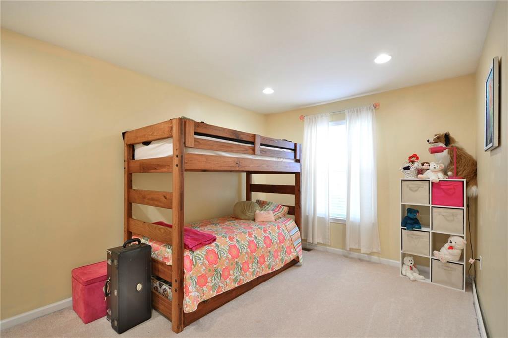 132 Walnut Drive McKees Rocks, PA 15136 - Photo 16 of 25 Gallery Image 16