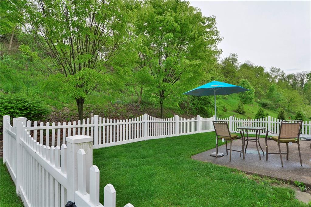 132 Walnut Drive McKees Rocks, PA 15136 - Photo 25 of 25 The fenced-in rear portion of the yard! Located off the kitchen.