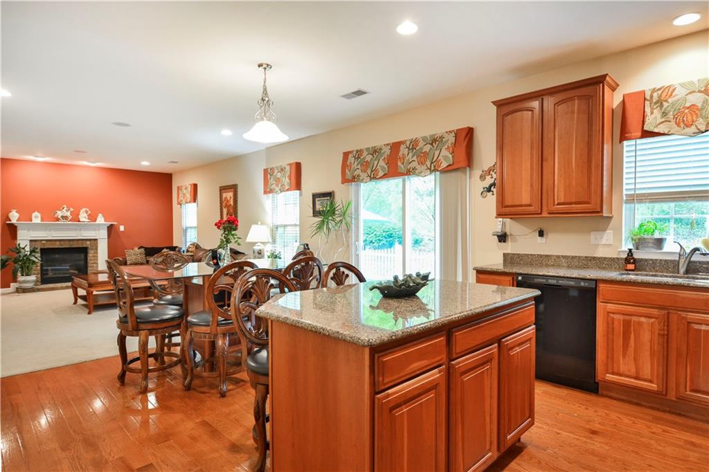 132 Walnut Drive McKees Rocks, PA 15136 - Photo 6 of 25 Opposite view of the eat-in kitchen. Slider door out to the rear, fenced-in patio.