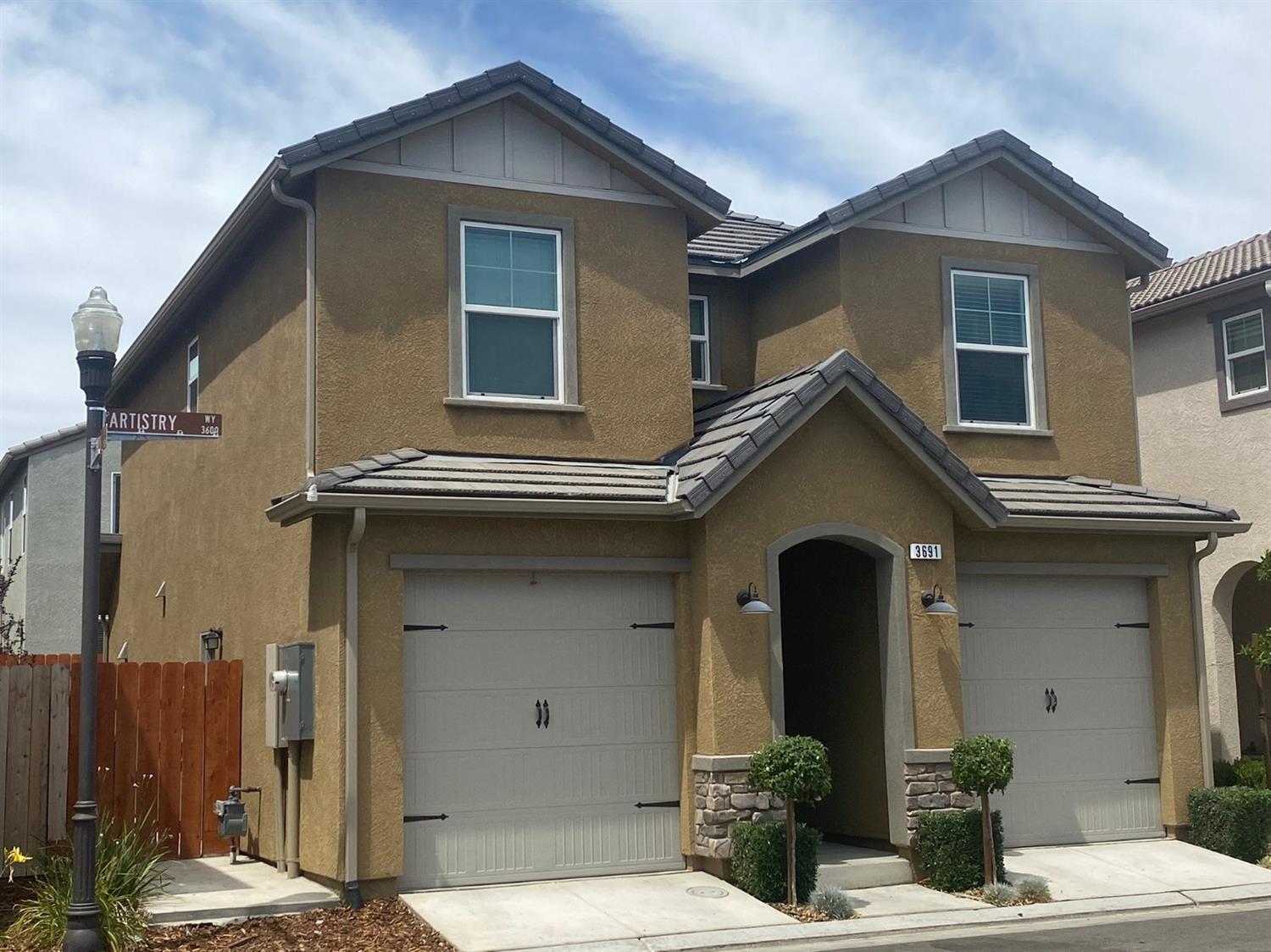 3691 Artistry Way Clovis, CA 93619 - Photo 2 of 20