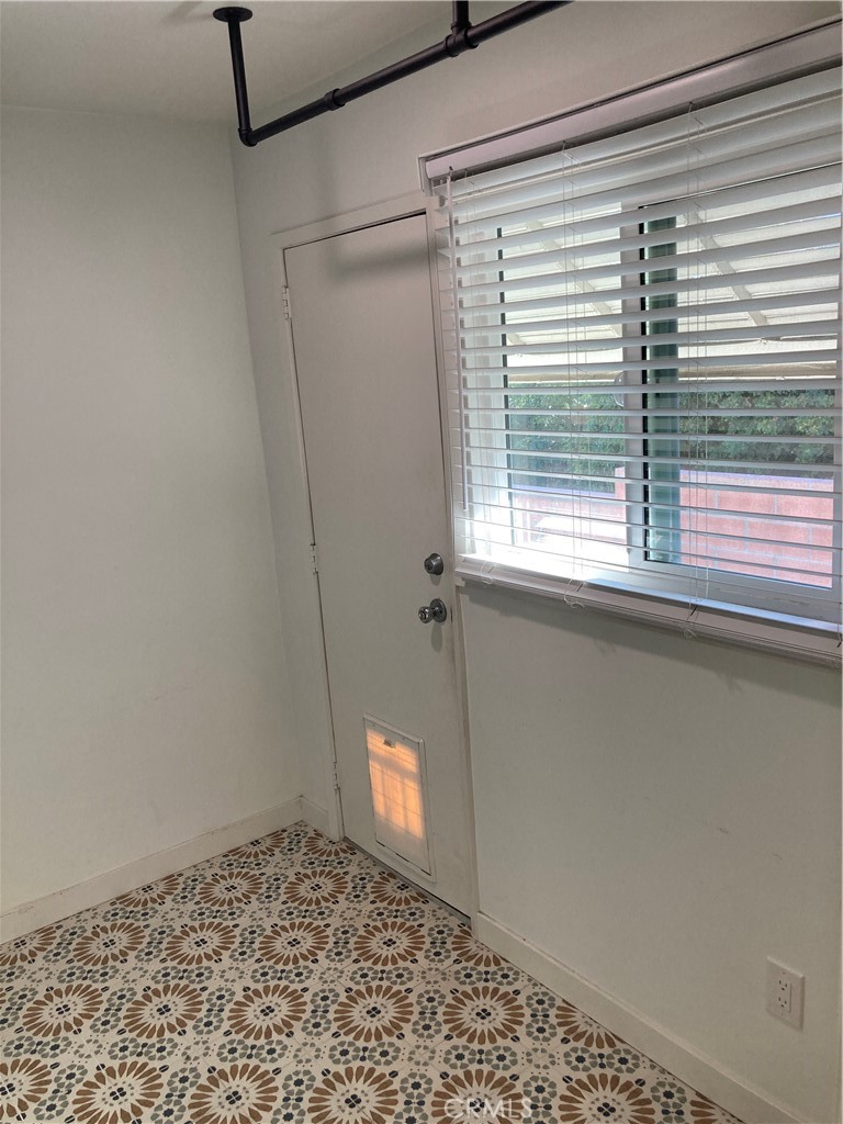 2032 Blenheim Street Riverside, CA 92507 - Photo 22 of 31 Gallery Image 22