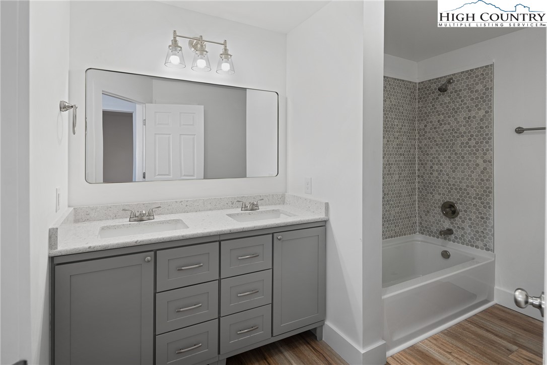 114 Woodpecker Road Purlear, NC 28665 - Photo 17 of 47