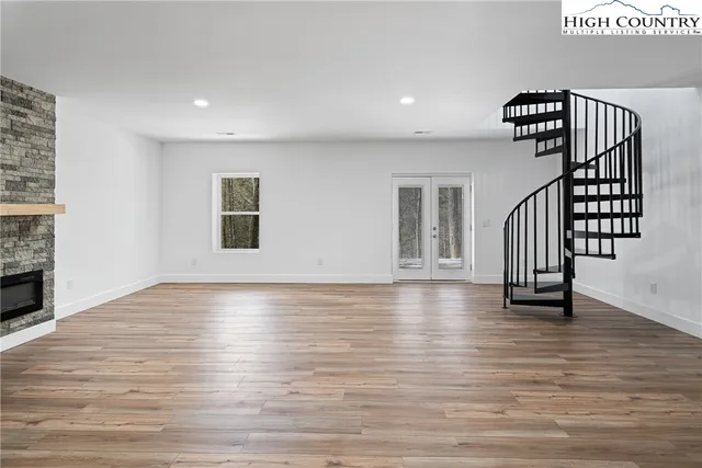 $624,900 | 114 Woodpecker Road, Purlear, NC 28665