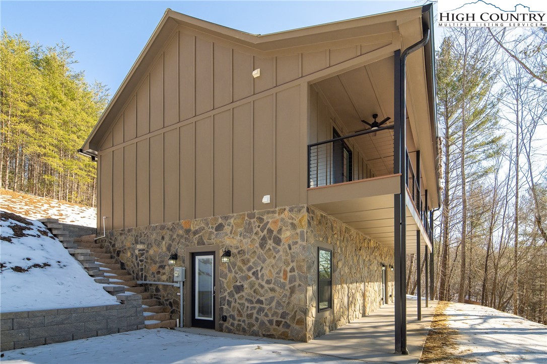 114 Woodpecker Road Purlear, NC 28665 - Photo 34 of 47