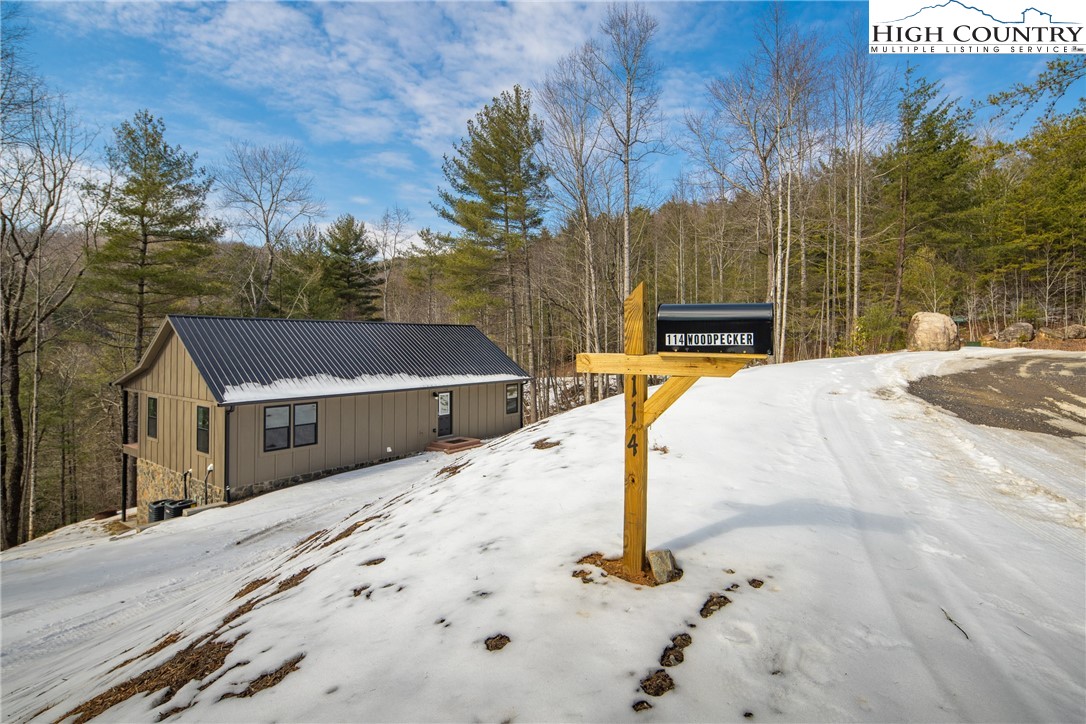 114 Woodpecker Road Purlear, NC 28665 - Photo 35 of 47