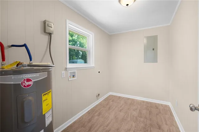 a view of utility room