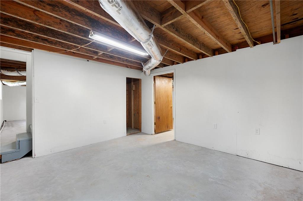 111 Nike Drive Calhoun, GA 30701 - Photo 29 of 36 a view of an empty room