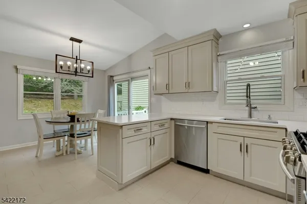 $849,000 | 9 Forest Dale Drive, Morristown, NJ 07960