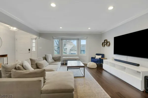 $849,000 | 9 Forest Dale Drive, Morristown, NJ 07960