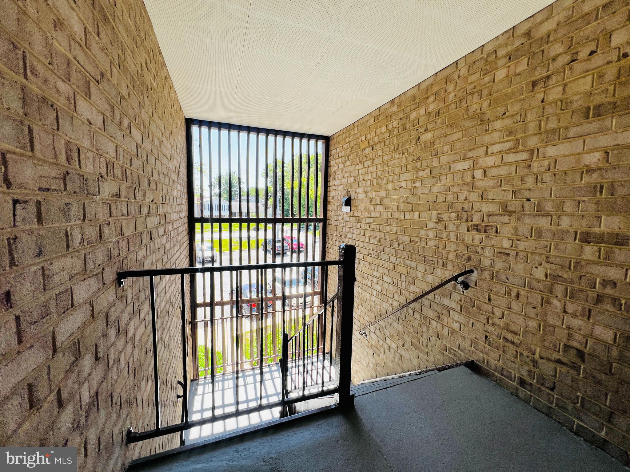 8665 Greenbelt Road, Unit 202 Greenbelt, MD 20770 - Photo 11 of 22 a view of entryway