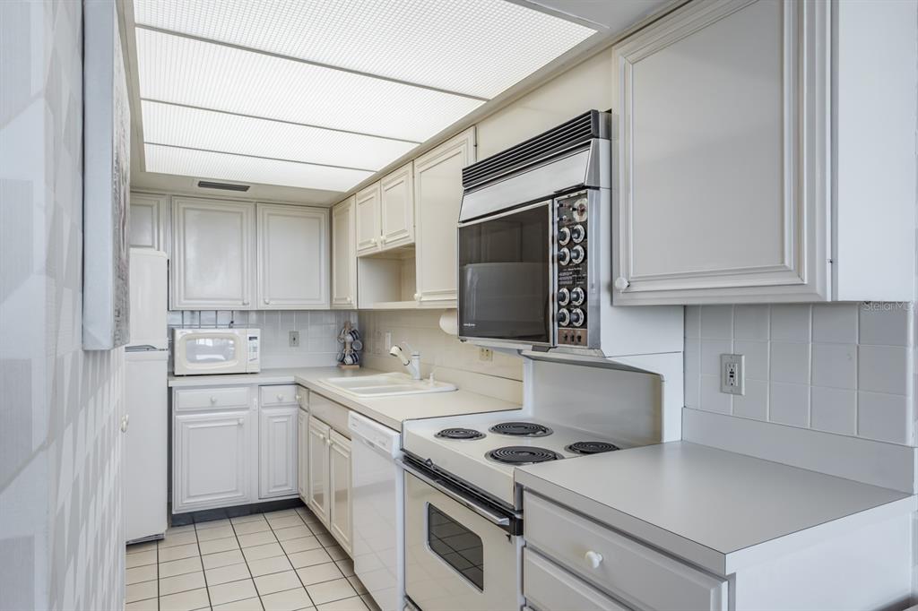 9415 Blind Pass Road, Unit 602 St. Pete Beach, FL 33706 - Photo 16 of 76 Gallery Image 16