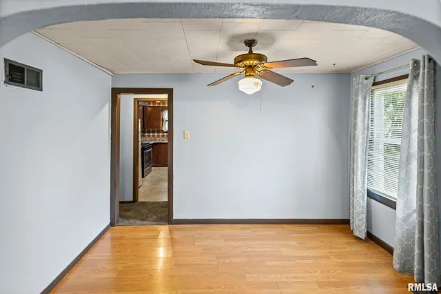 $78,000 | 721 West Whittaker Street, Salem, IL 62881