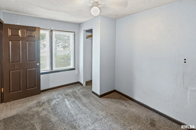 $78,000 | 721 West Whittaker Street, Salem, IL 62881