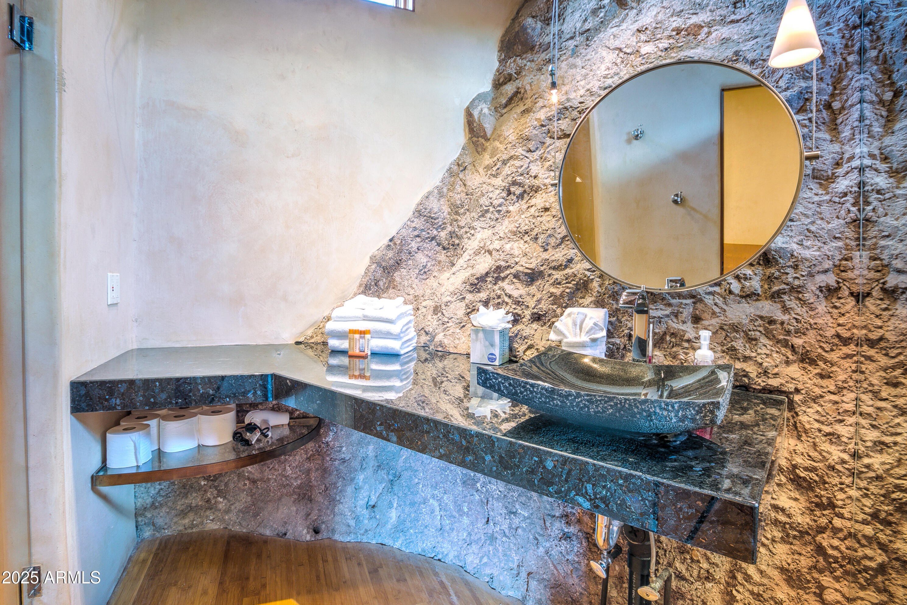 5302 North 47th Street Phoenix, AZ 85018 - Photo 30 of 33