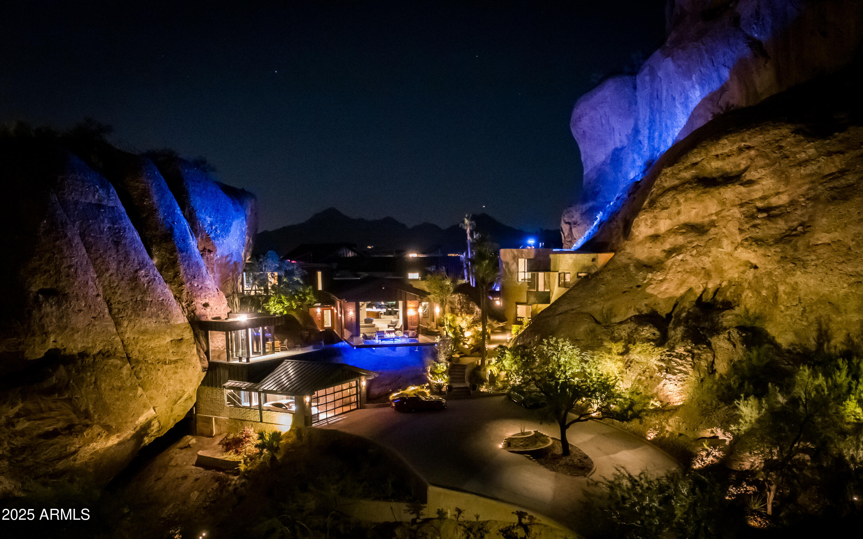 5302 North 47th Street Phoenix, AZ 85018 - Photo 32 of 33 a view of a balcony with chairs and a potted plant