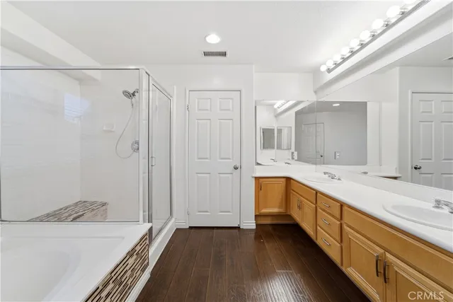 $4,945 | 20300 Candice Court, Canyon Country, CA 91351