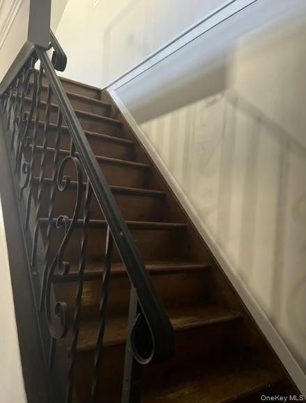 67 Unqua Road Massapequa, NY 11758 - Photo 10 of 13