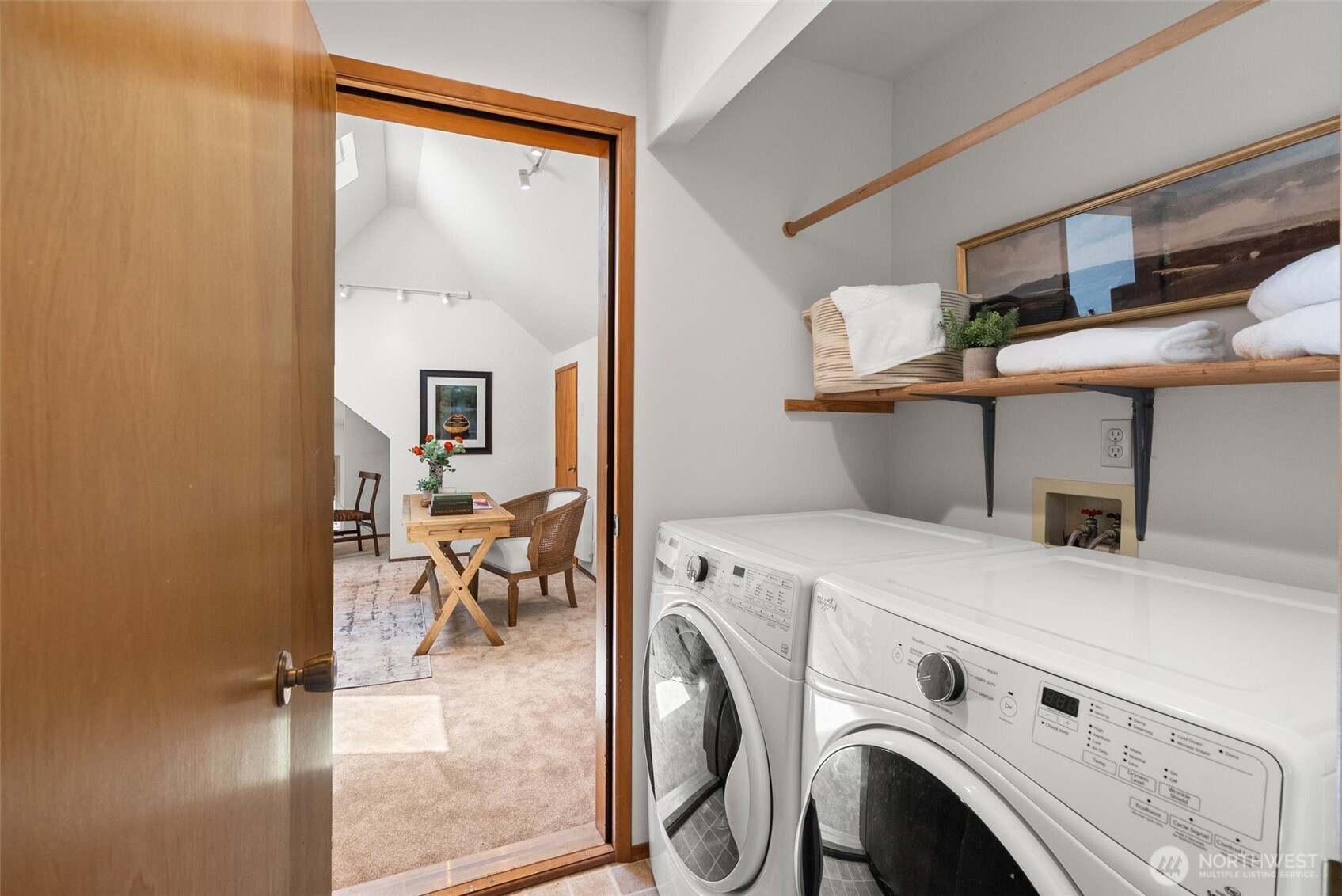 10109 Northeast Knight Road Bainbridge Island, WA 98110 - Photo 24 of 37 Gallery Image 24