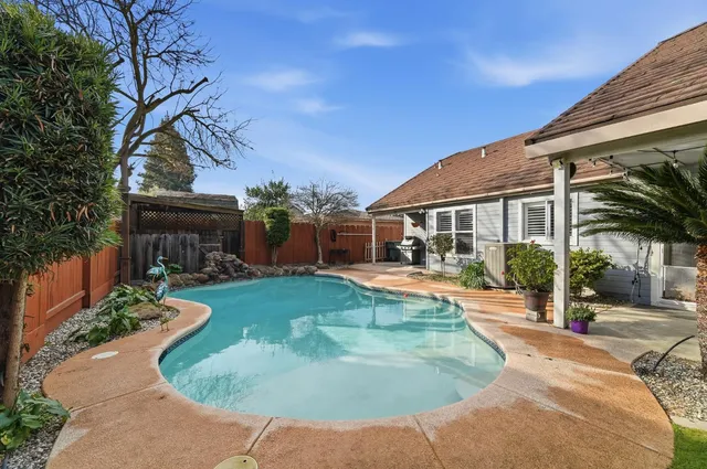 $564,999 | 2612 Snyder Avenue, Modesto, CA 95356