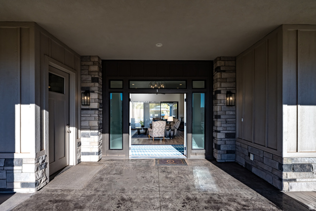 1283 North Gallen Road Santa Clara, UT 84765 - Photo 12 of 103 Property entrance