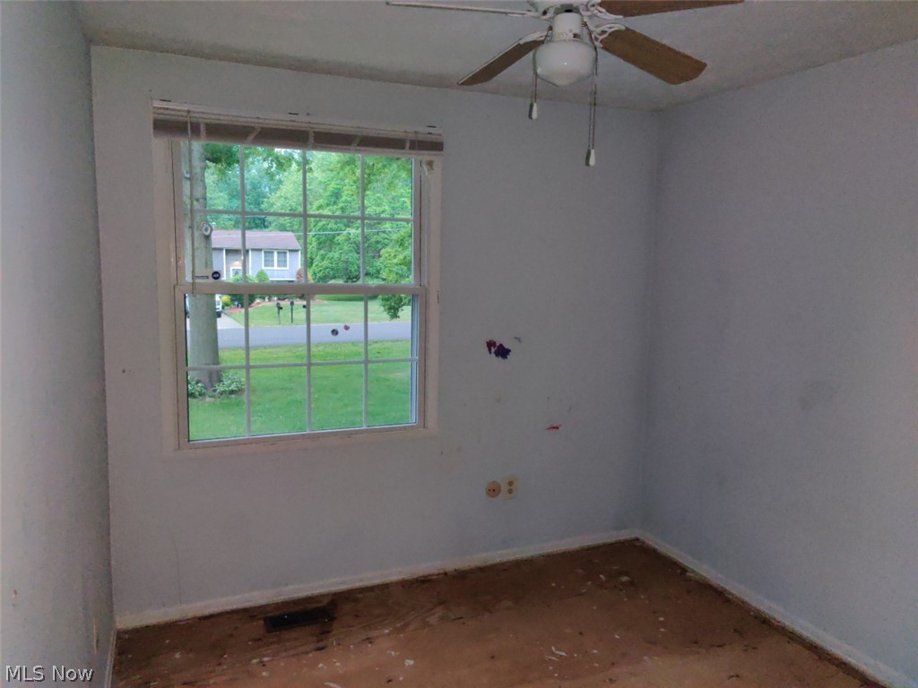 3079 Grill Road Clinton, OH 44216 - Photo 6 of 10 Gallery Image 6
