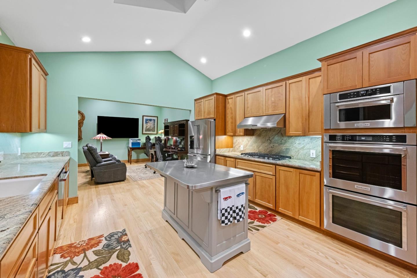 6915 Redwood Retreat Road Gilroy, CA 95020 - Photo 35 of 110