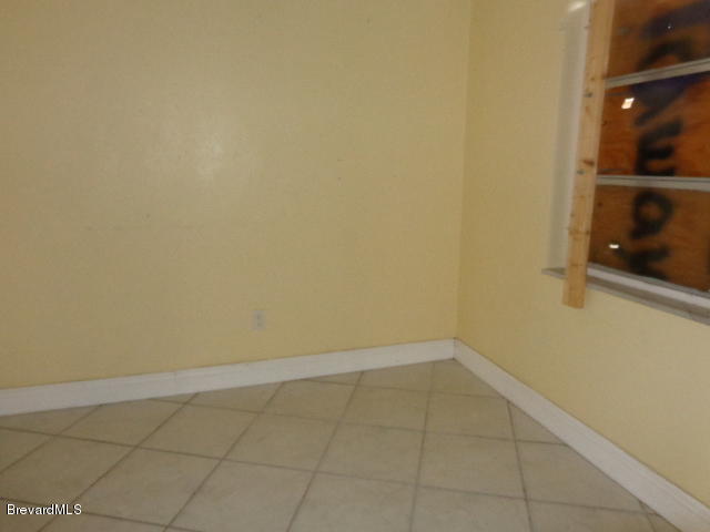 485 Sabal Avenue Merritt Island, FL 32953 - Photo 11 of 20 095