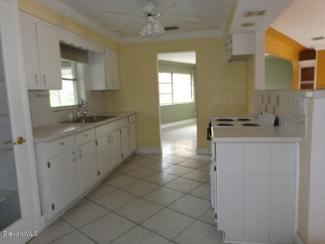 485 Sabal Avenue Merritt Island, FL 32953 - Photo 12 of 20 097