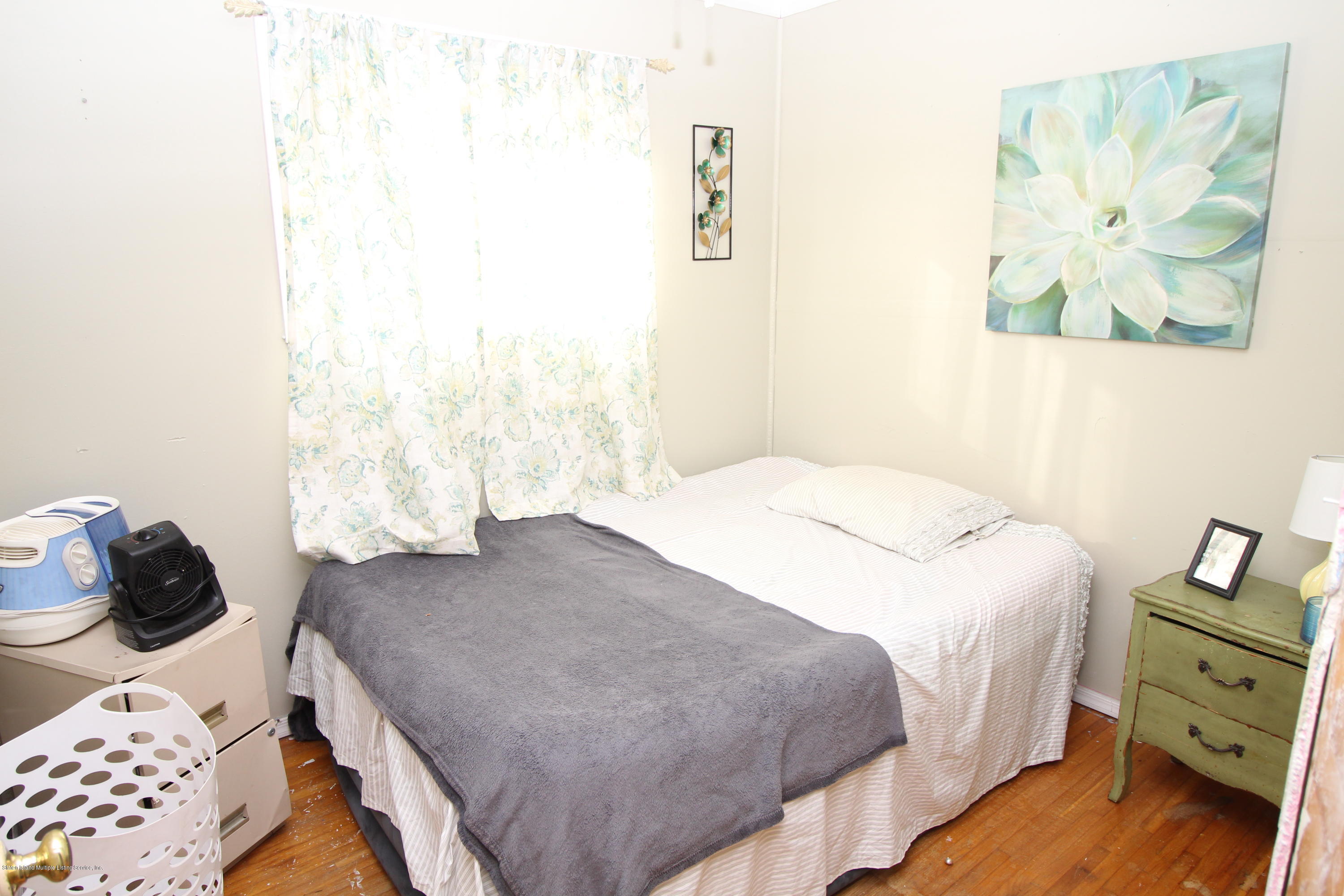 228 Woodrow Road Staten Island, NY 10312 - Photo 13 of 16 IMG_2986