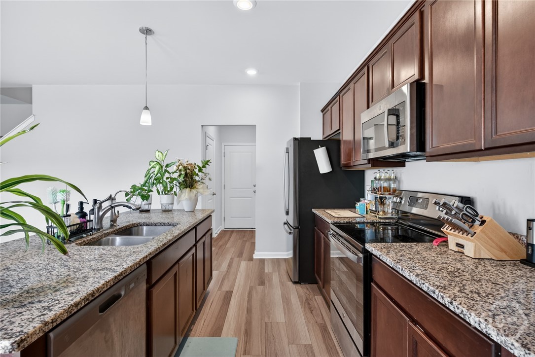 124 Jennie Drive Springfield, GA 31329 - Photo 13 of 38