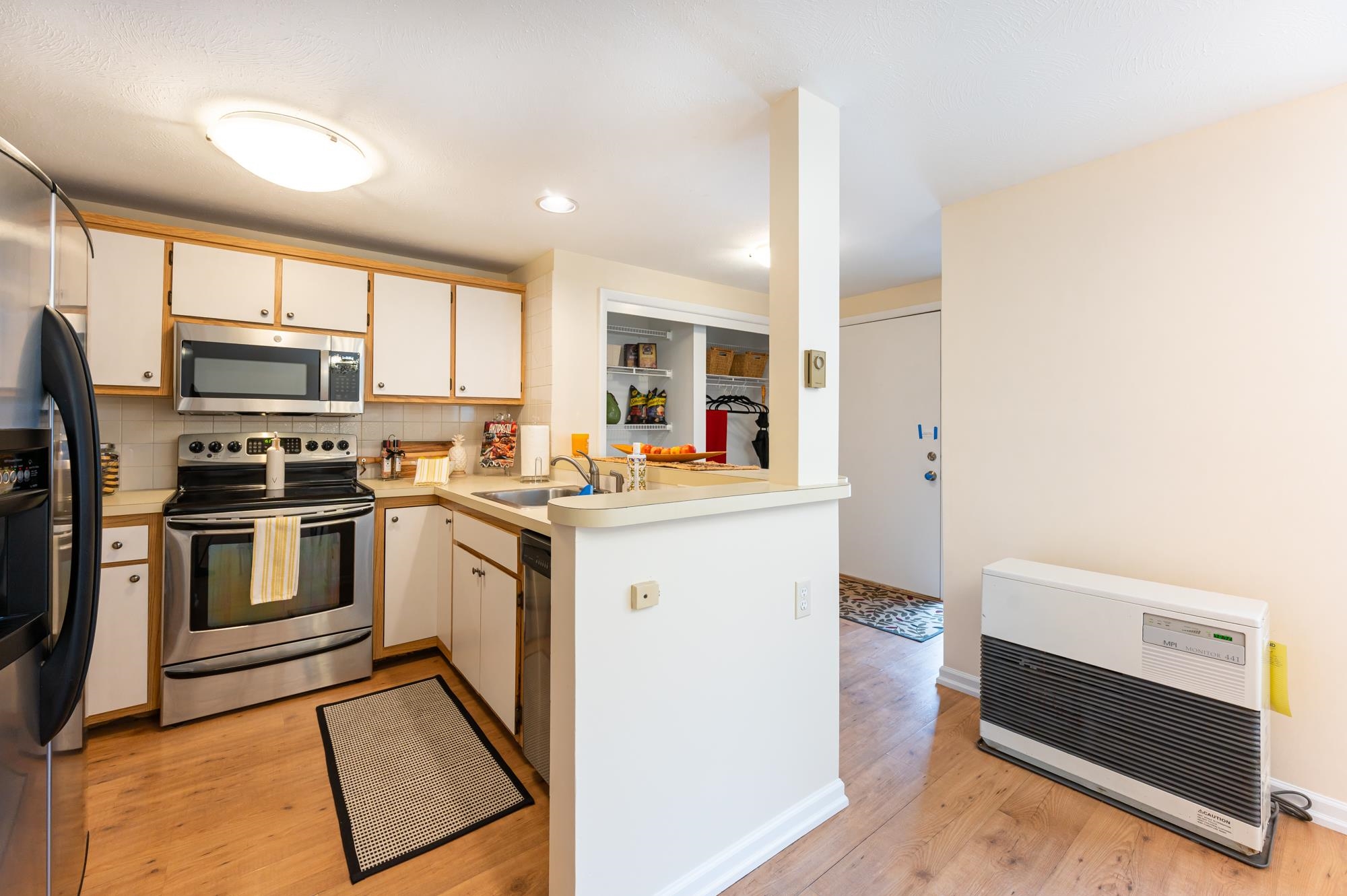 12 Pimlico Court, Unit 68 Bedford, NH 03110 - Photo 30 of 33