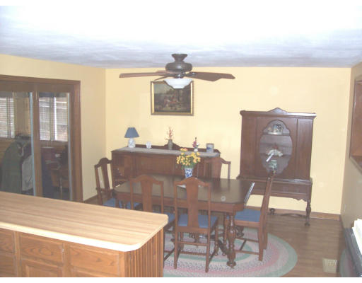 24 Meadowbrook Road Auburn, MA 01501 - Photo 6 of 14 Gallery Image 6