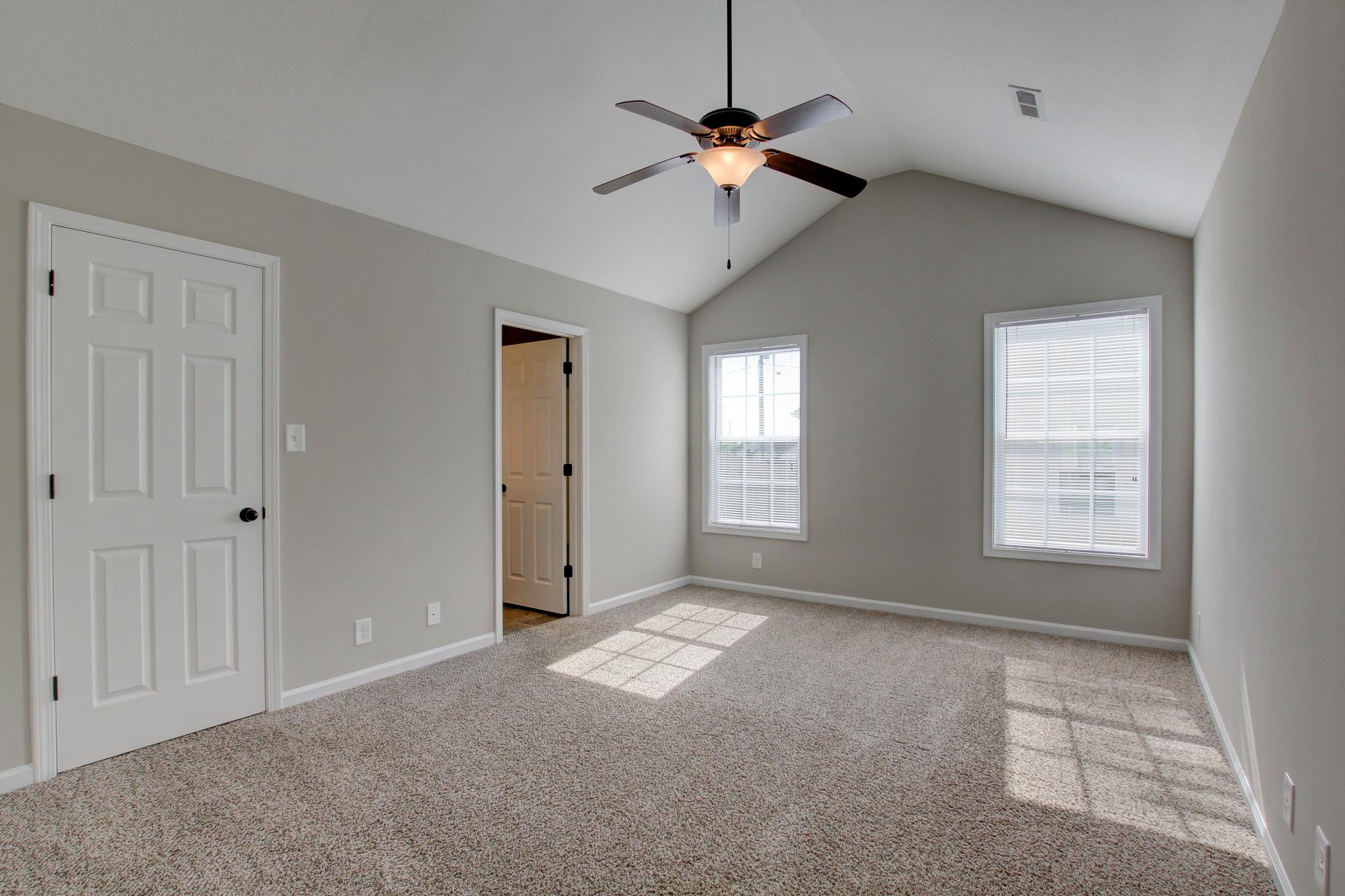 939 Hugh Hunter Road Oak Grove, KY 42262 - Photo 7 of 14 Gallery Image 7