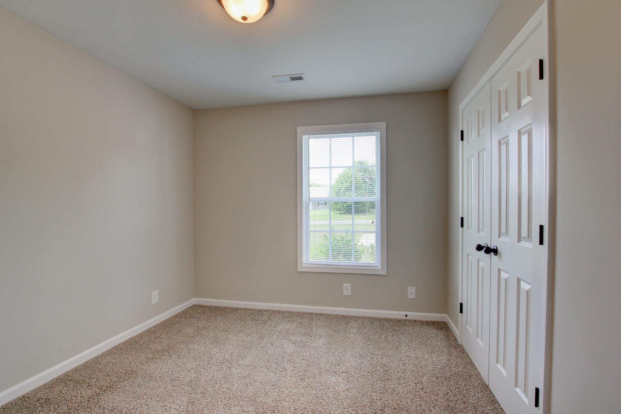 939 Hugh Hunter Road Oak Grove, KY 42262 - Photo 10 of 14 Gallery Image 10