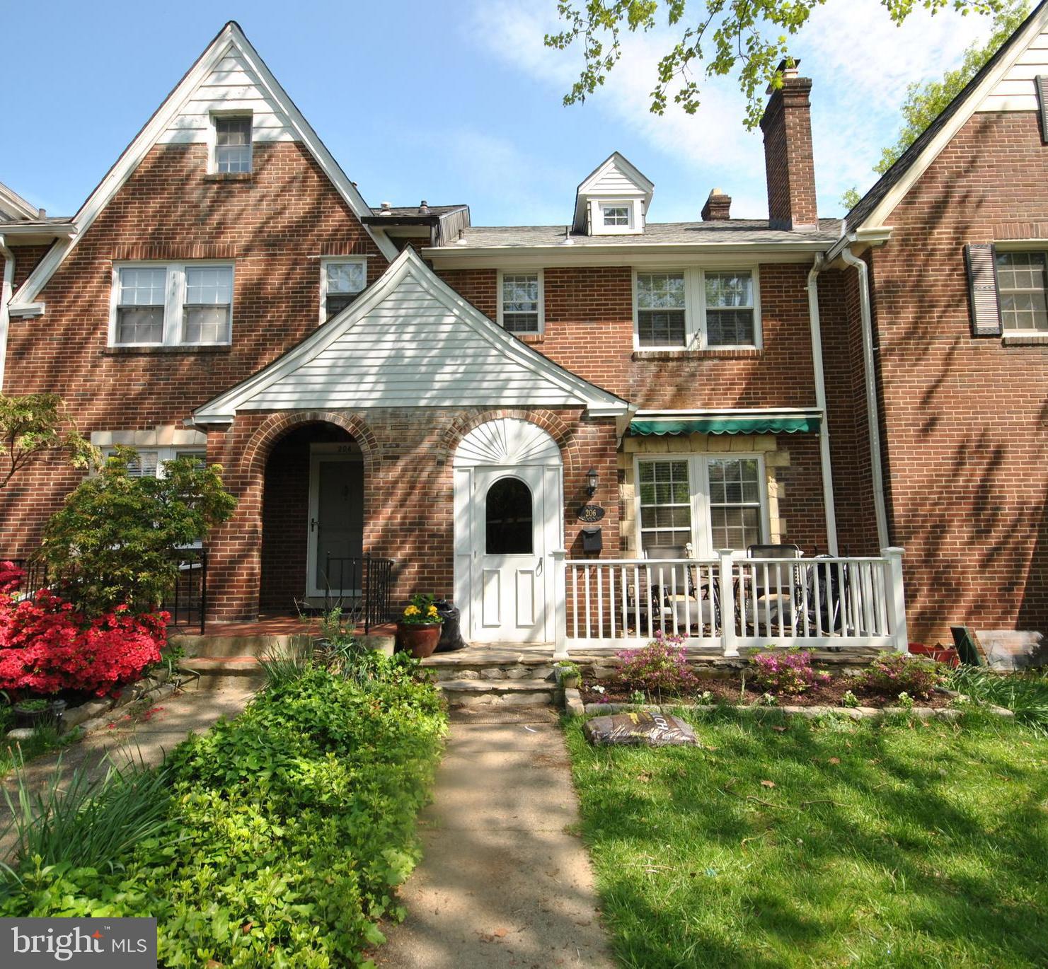 206 Dunkirk Road Baltimore, MD 21212 - Photo 1 of 40 GORGEOUS! LARGER THAN MOST!