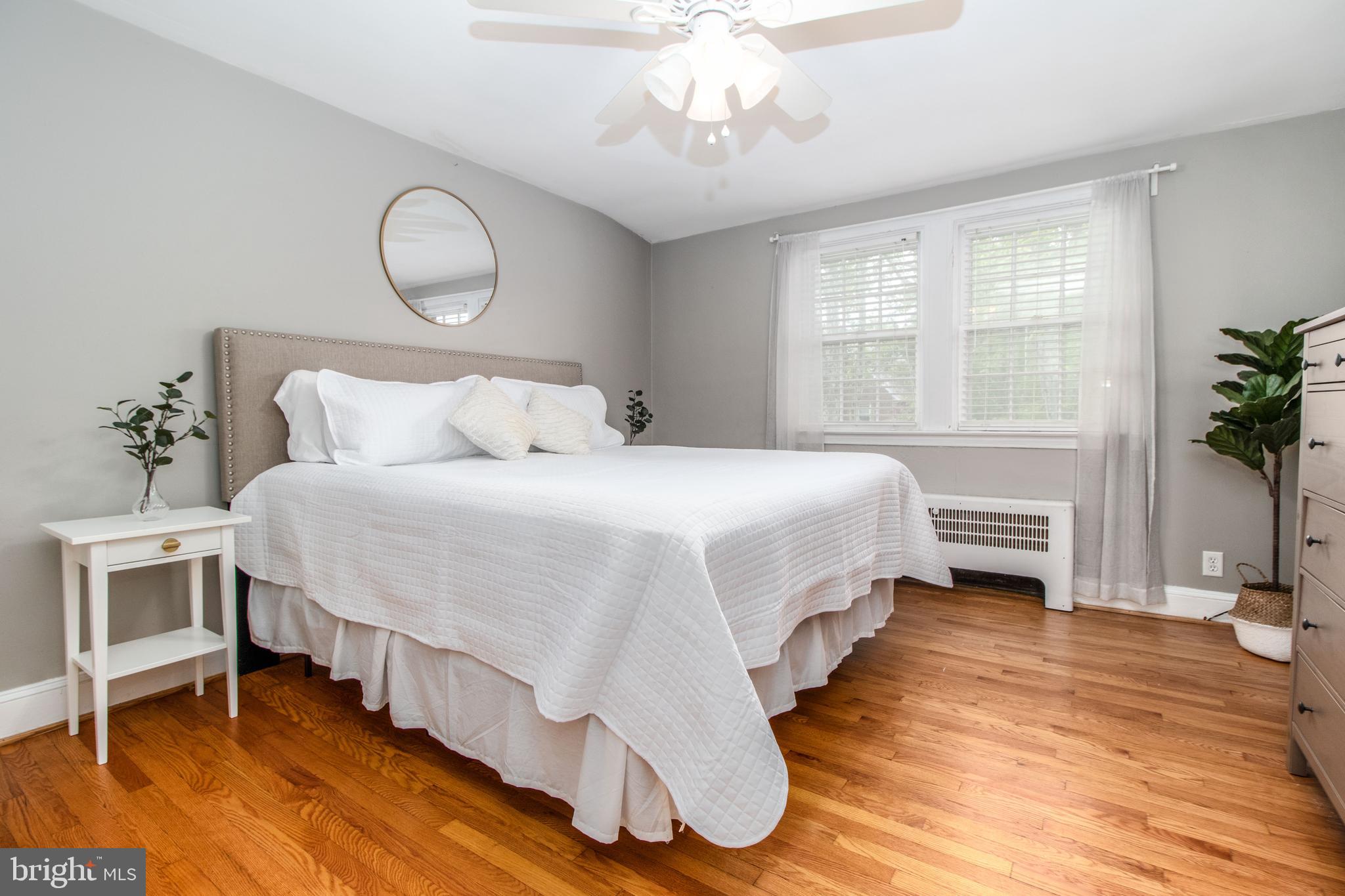 206 Dunkirk Road Baltimore, MD 21212 - Photo 15 of 40 MASTER BEDROOM!