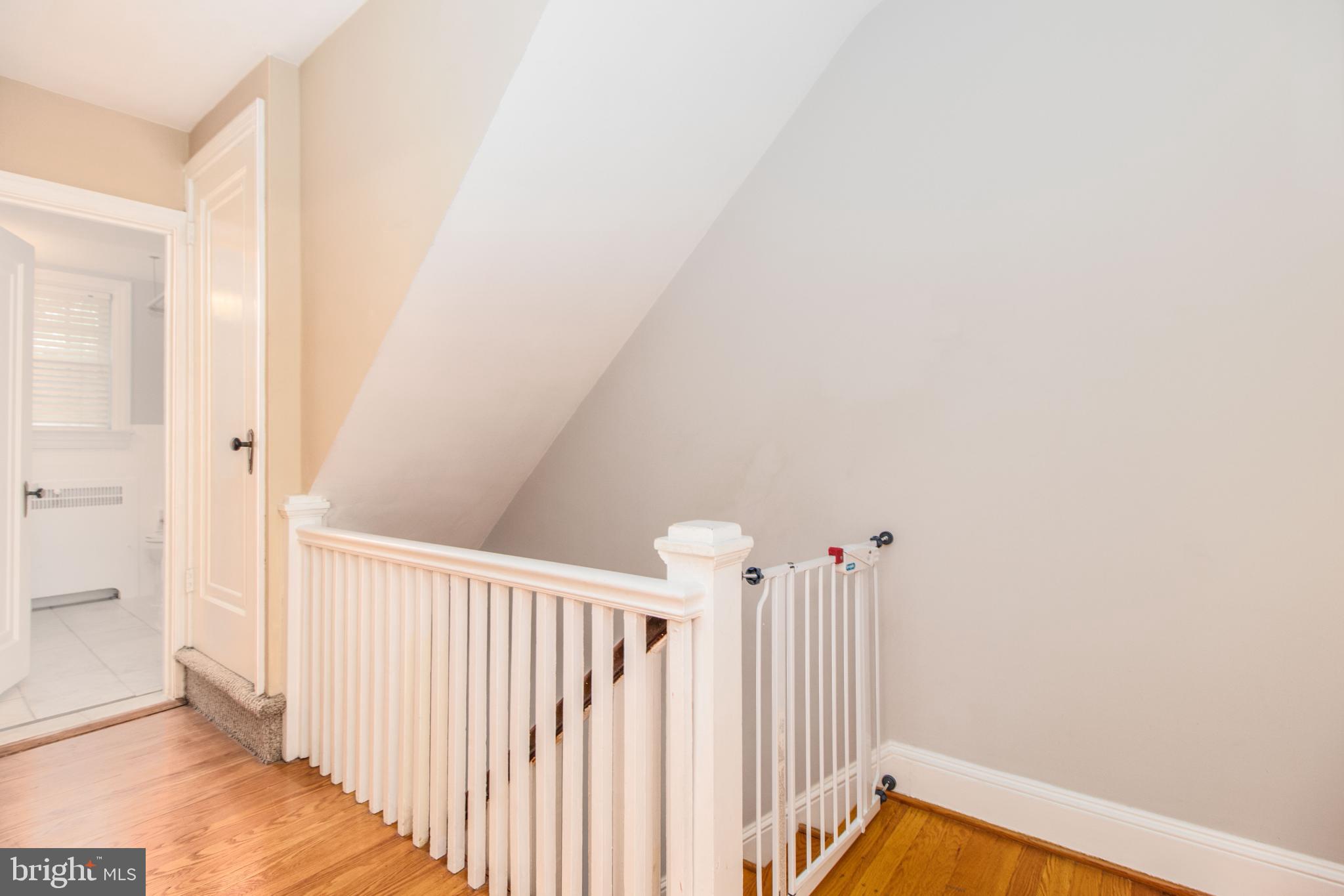 206 Dunkirk Road Baltimore, MD 21212 - Photo 21 of 40 BEAUTIFUL UPSTAIRS!