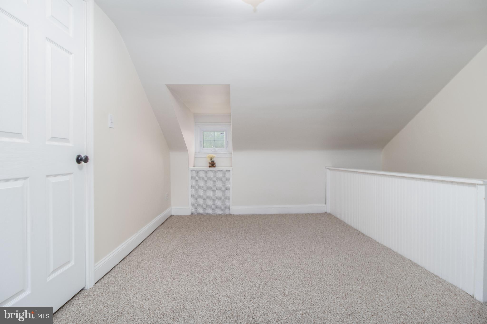 206 Dunkirk Road Baltimore, MD 21212 - Photo 24 of 40 SPACIOUS 3rd FLOOR!